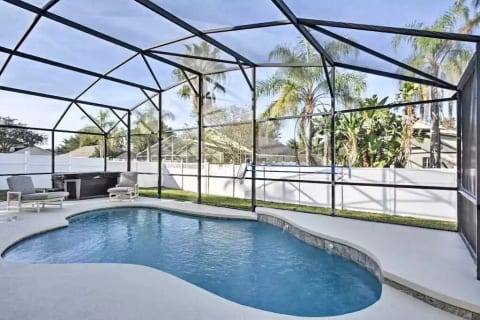 Mickeys Landing 2 Master Suite Private Pool Hot Tub Game RM BBQ