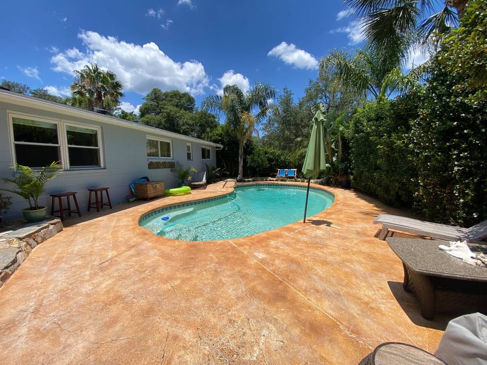 Shiplap Pool Cottage @ Beach 5/2 - Jacksonville Beach