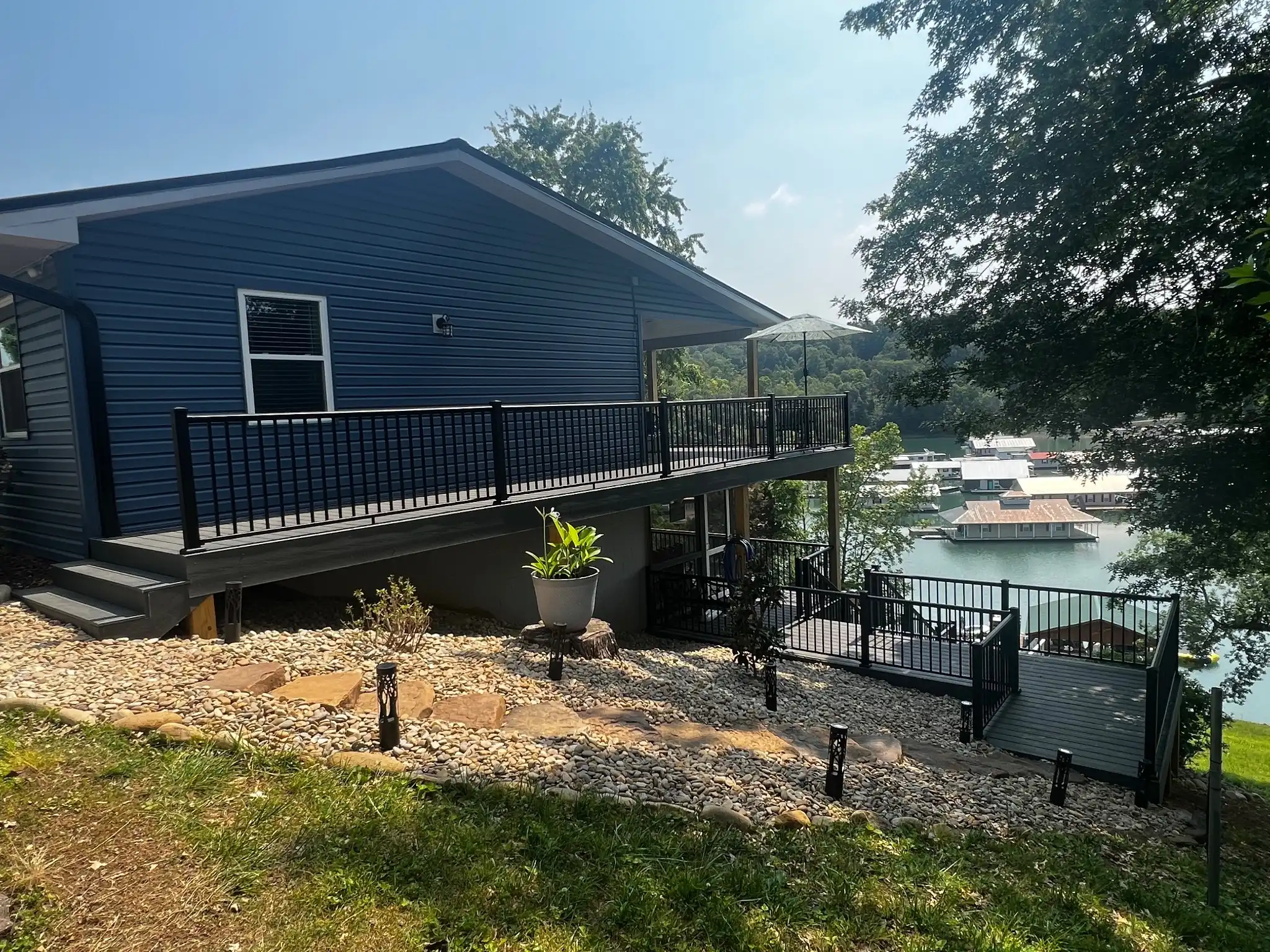 Rock steps from driveway to lower deck - Buschwood Boat Club-Norris Lake @Springs Dock - LaFollette