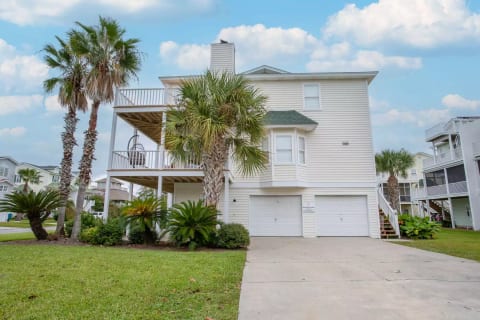 Seas the Breeze, Oceanview, sleeps 10!
