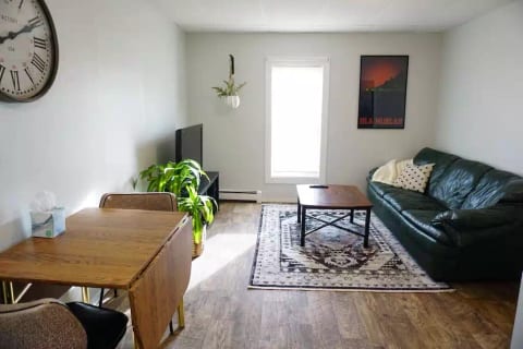 2 Bedroom Apartment near Downtown Huron