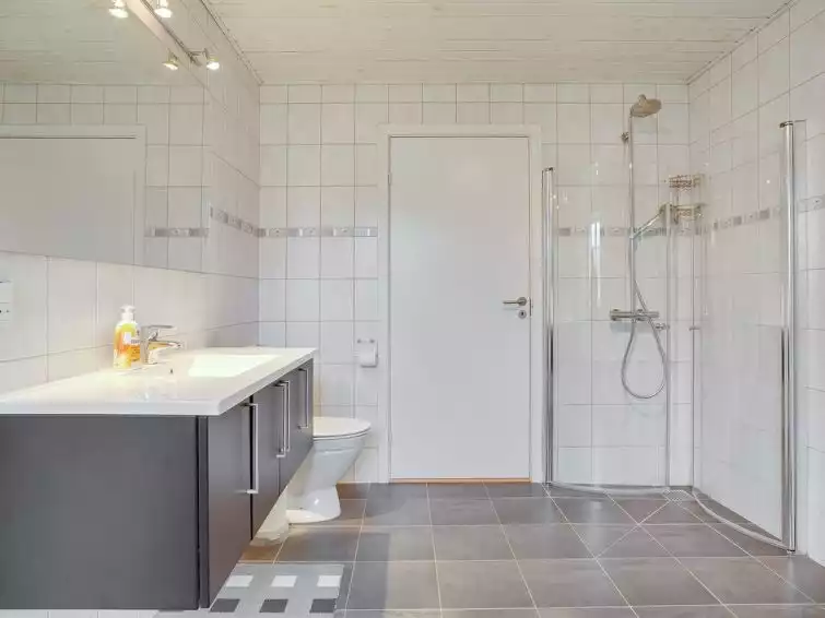 Bathroom - Quanna - 30km from the sea in Western Jutland - Toftlund