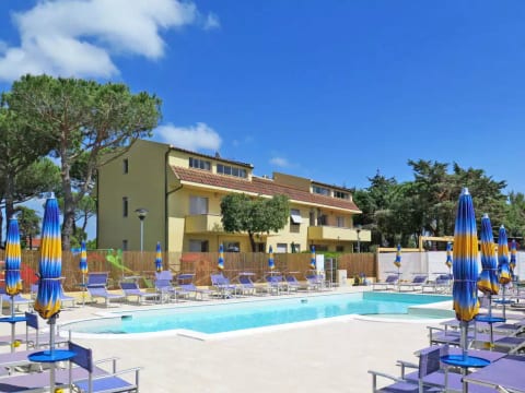Riviera 9