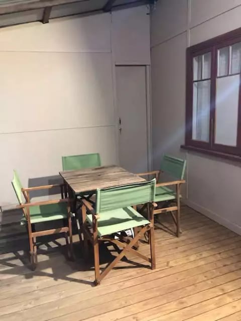 Enjoy a drink on the front verandah, coffee in the morning, or a relaxing drink in the evening - the choice is yours.
