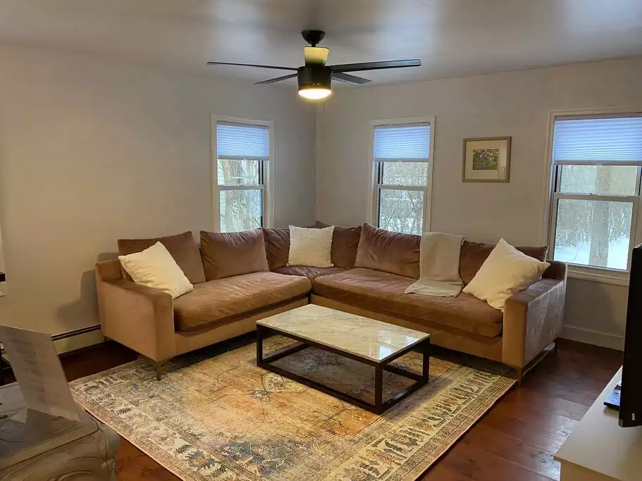 3BR Mountain Getaway in the Heart of the Catskills - Shandaken 3BR Mountain Getaway in the Heart of the Catskills - Shandaken