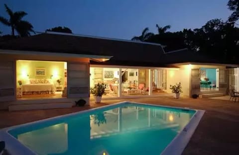Skylark Villa