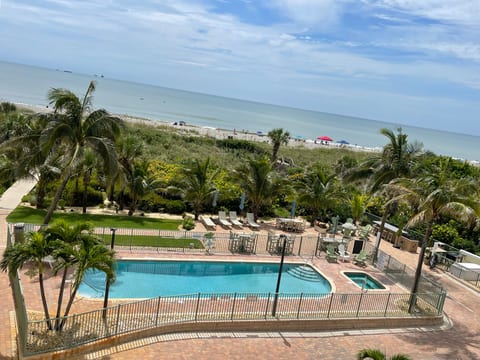 Michelina #201 Oceanview 3/3 Luxury Condo