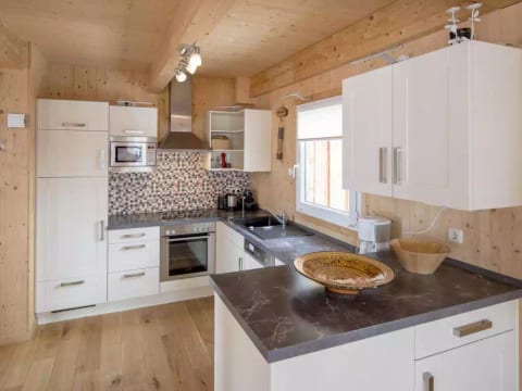#12 mit IR-Sauna&Sprudelbad Innen