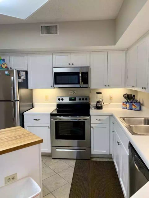 Windward Pointe 1104