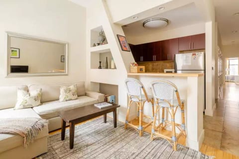 Bright, Renovated 1BR in Harlem Brownstone