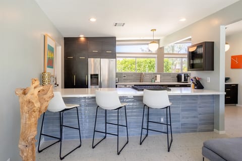 Hugh Kaptur's Palm Springs Getaway