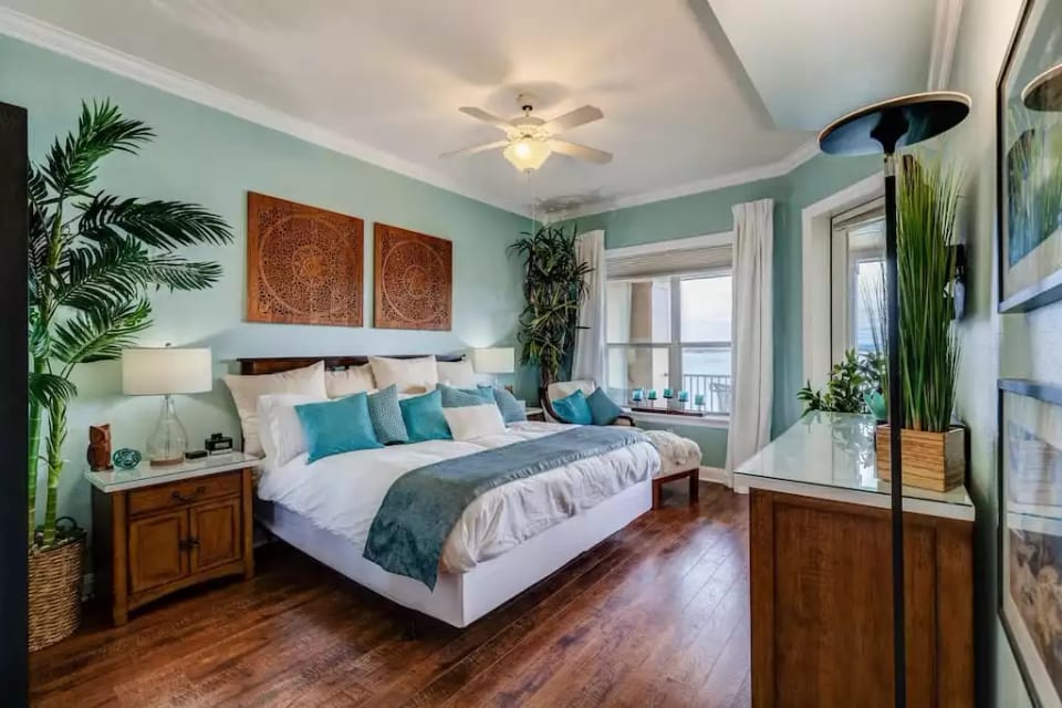 Large Open Master Suite with Balcony Access. Overlooking the Yacht Club and Lake LBJ