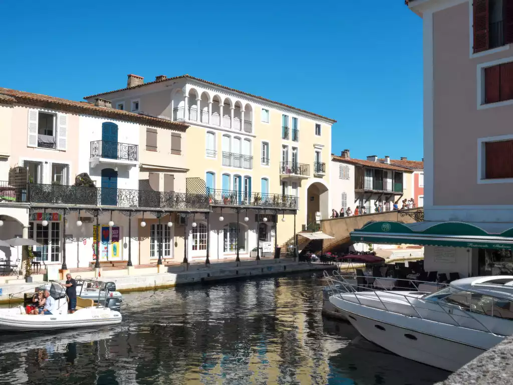 Les Perles de Saint Tropez (POG160) - Grimaud