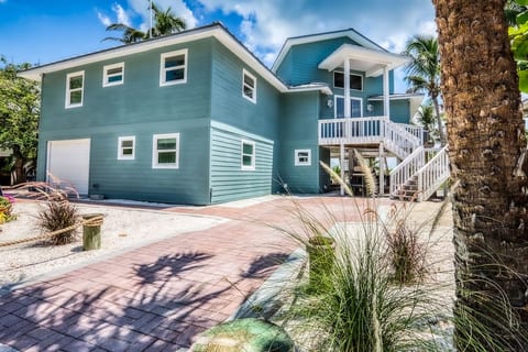 Latitude Adjustment on North Captiva- Beachfront