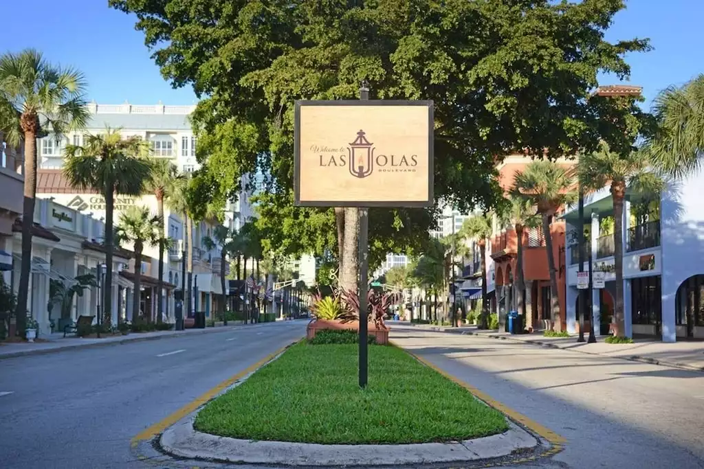 Famous Las Olas Blvd Famous Las Olas Blvd - Contractor Accommodation with Free Parking - Oakland Park