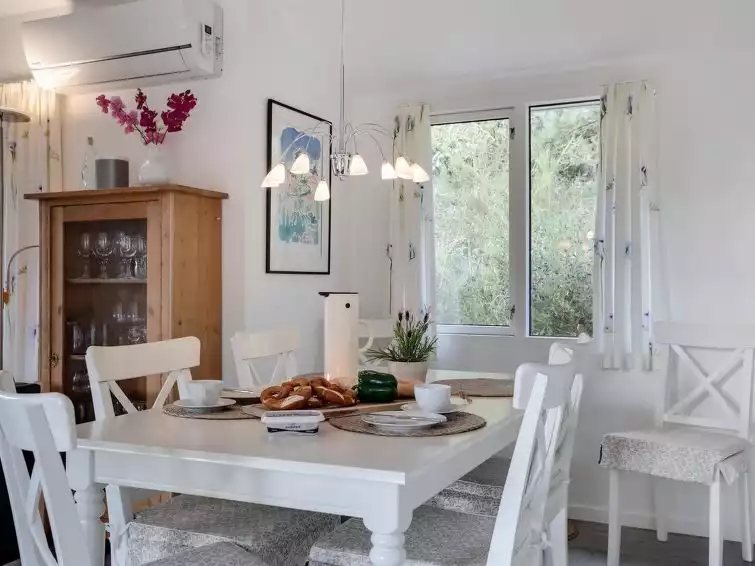 Dining roomType
