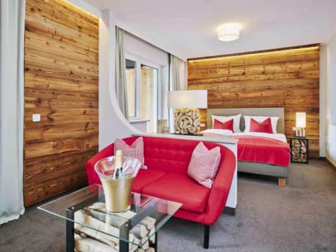 Juniorsuite bis zu 4 P &Wellnessbereich