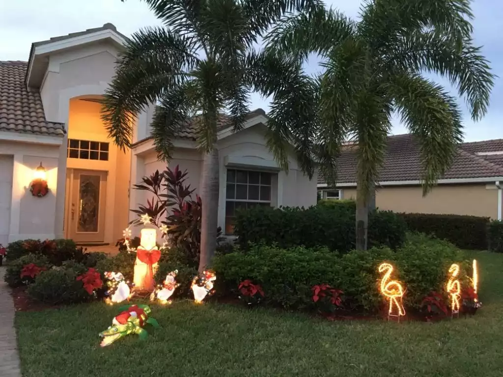 Colonial Country Club w/ full golf membership Fort Myers