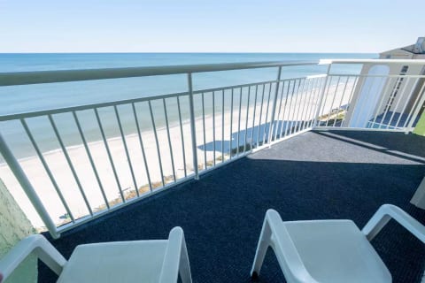 Direct Oceanfront, Amazing Views!