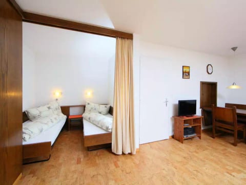 Ringstrasse Apt 212