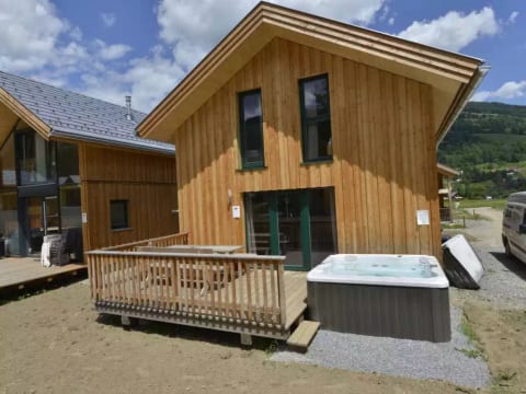 mit 4 SZ,Sauna o.IR-Sauna+Sprudelbad