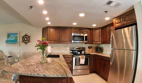 Sea Club Condo #104