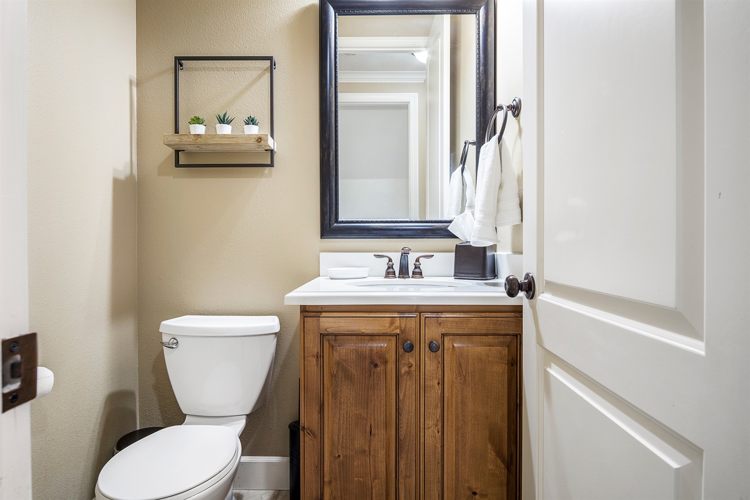 A La Mode Stunning 4 bedroom Orem Home - Orem