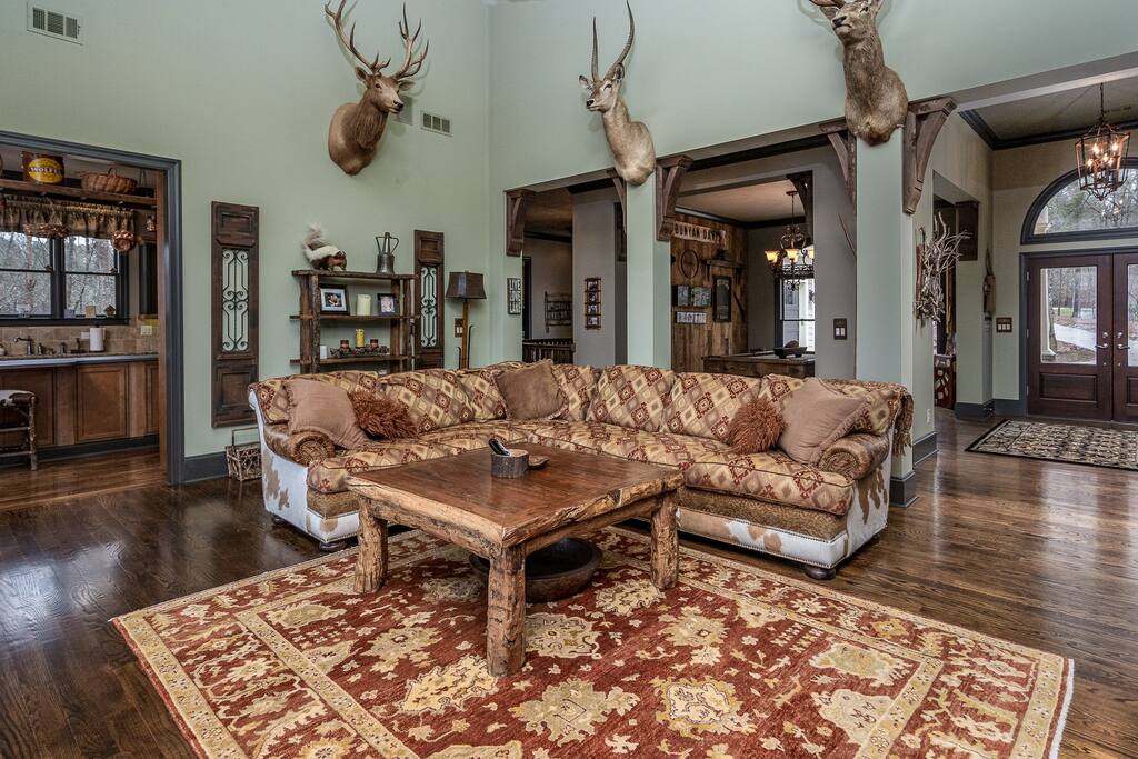 Lake Forest Lodge - Lake Oconee