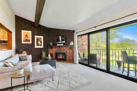 Lakeside Retreat