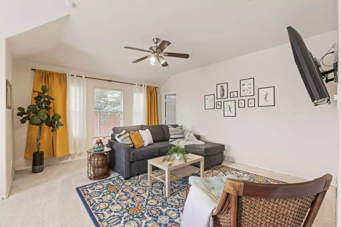 Enjoy every detail in our stunning bird themed home! Enjoy every detail in our stunning bird themed home! - The Birdhouse - Keller