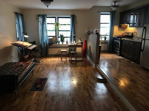 Large bright room near Prospect Park