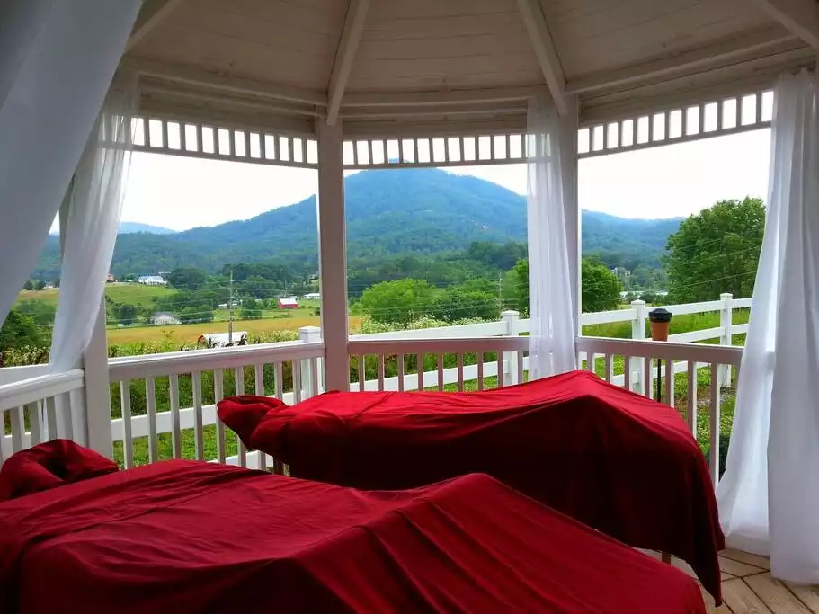 I am a licensed massage therapist. Have a cozy couples massage in our massage cabin or on the gazebo overlooking the mountains. I am a licensed massage therapist. Have a cozy couples massage in our massage cabin or on the gazebo overlooking the mountains. - Cozy Class A Motorhome stay in the Smoky Mts! - Pigeon Forge