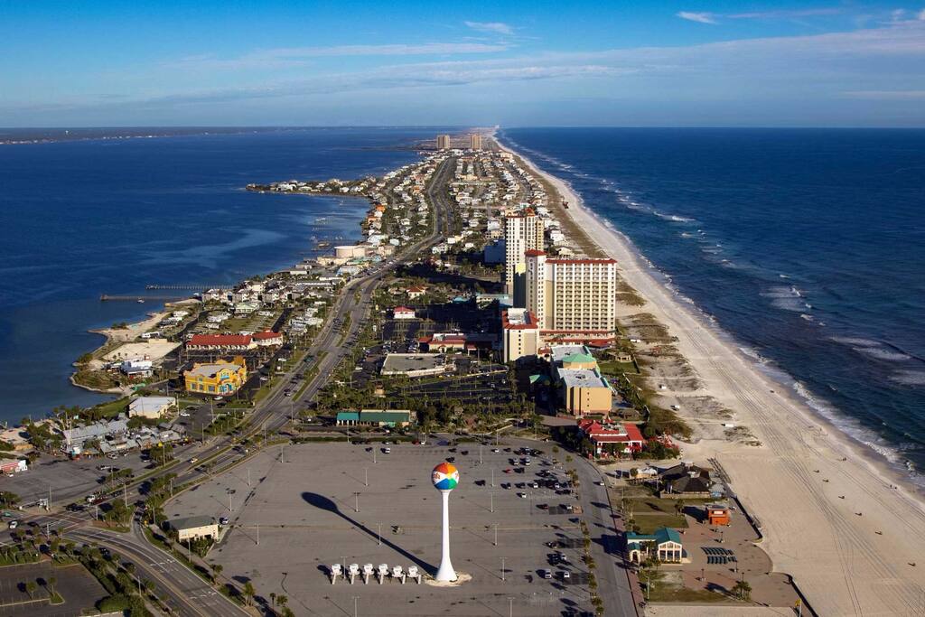 Spend the day at world famous Pensacola Beach! Spend the day at world famous Pensacola Beach! - Paradise Found! - Perdido Key