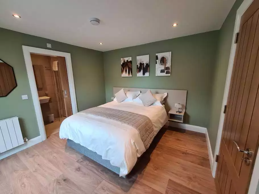 Apartment 2 bedroom 1 - Luxury 2 bedroom apt in the Heart of Cork City! - Cork