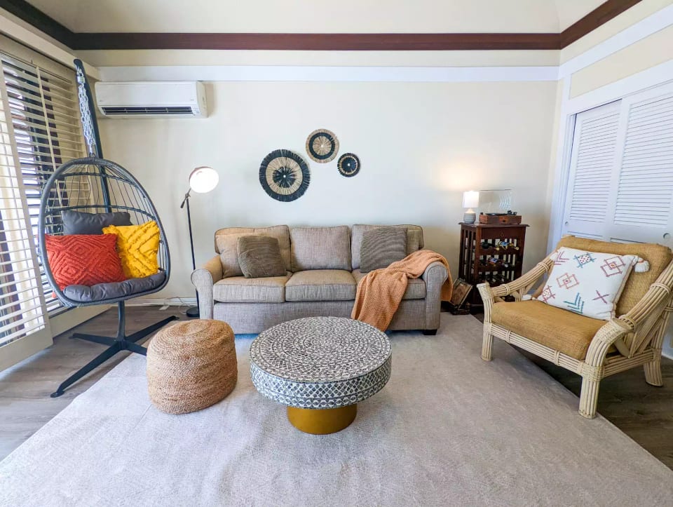 Gorgeous Penthouse w/ AC, Steps from the Beach! - Koloa